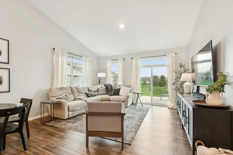 1053 Honey Locust Drive Crystal Lake IL 60012