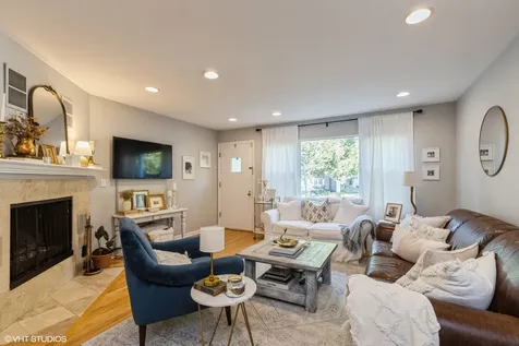 622 Pleasant Avenue Highland Park IL 60035