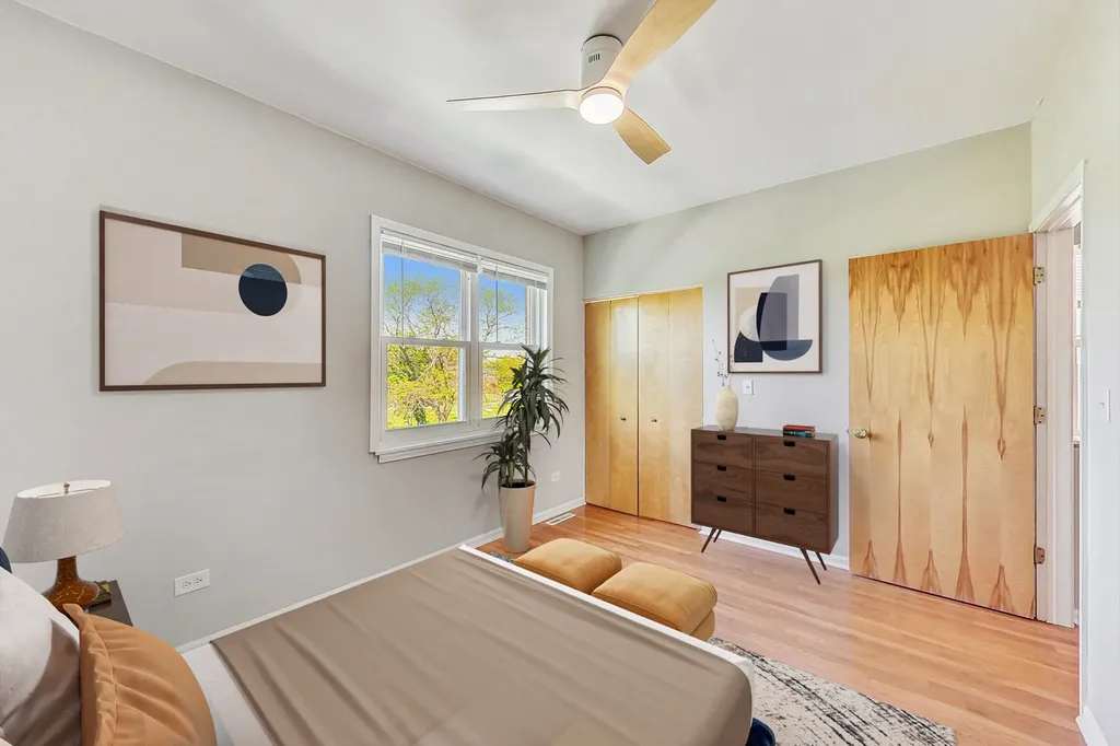 3761 South Lake Park Avenue Chicago IL 60653