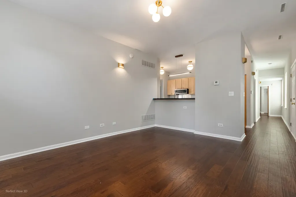 3761 South Lake Park Avenue Chicago IL 60653