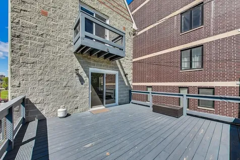 3761 South Lake Park Avenue Chicago IL 60653