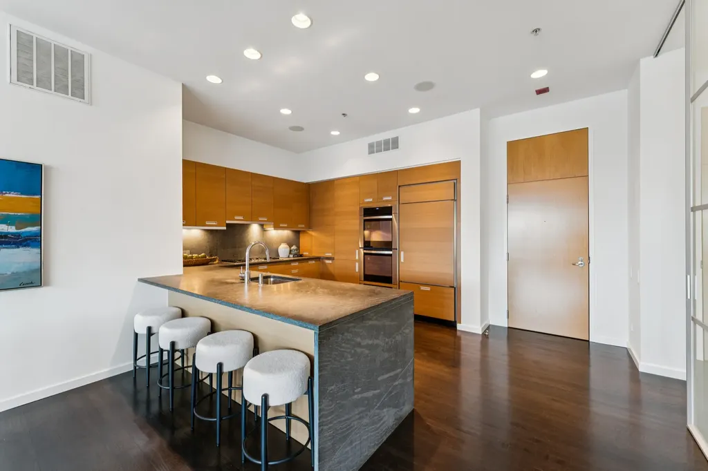 500 West Superior Street Chicago IL 60654