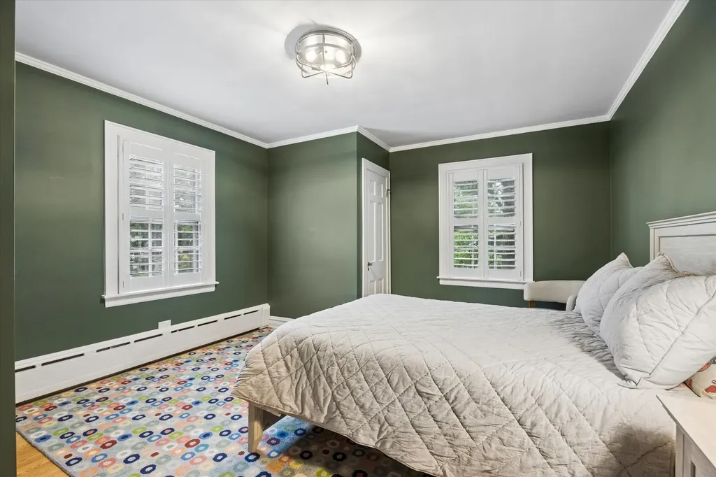 4060 Grove Avenue Western Springs IL 60558