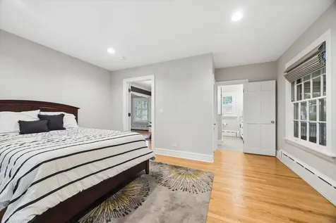 4060 Grove Avenue Western Springs IL 60558
