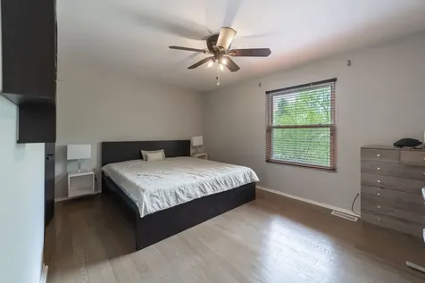 614 Kakos Court Zion IL 60099