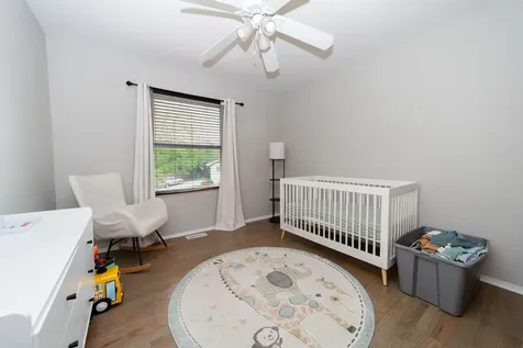 614 Kakos Court Zion IL 60099