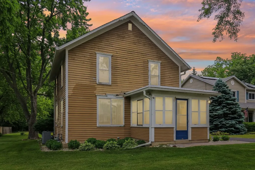 11806 Maple Avenue Hebron IL 60034