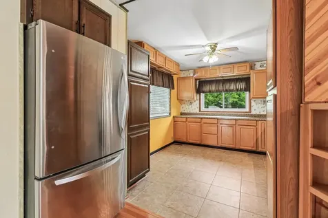 11806 Maple Avenue Hebron IL 60034