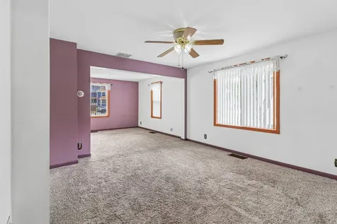 11806 Maple Avenue Hebron IL 60034