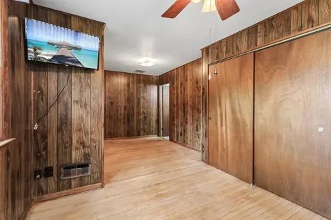 11806 Maple Avenue Hebron IL 60034