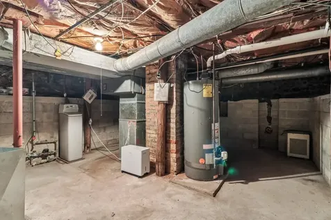 11806 Maple Avenue Hebron IL 60034