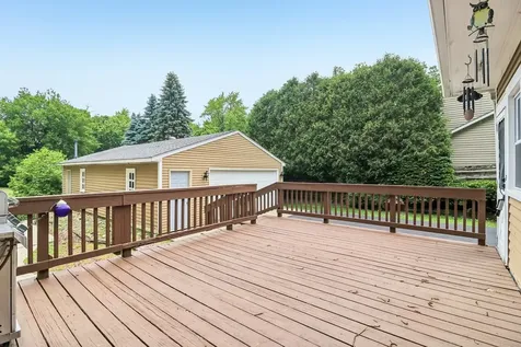 11806 Maple Avenue Hebron IL 60034
