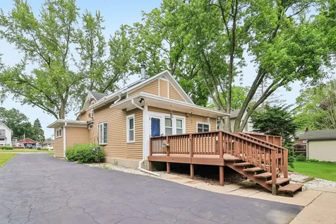 11806 Maple Avenue Hebron IL 60034