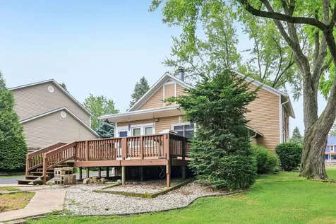11806 Maple Avenue Hebron IL 60034
