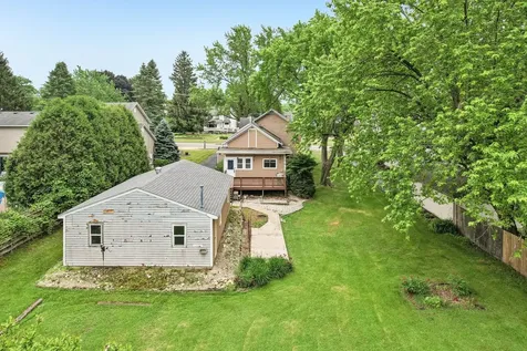 11806 Maple Avenue Hebron IL 60034