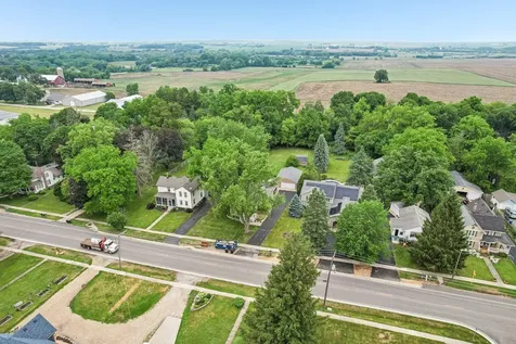 11806 Maple Avenue Hebron IL 60034