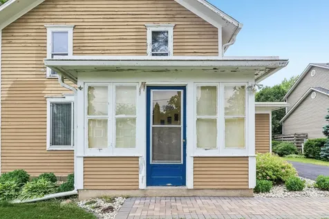 11806 Maple Avenue Hebron IL 60034