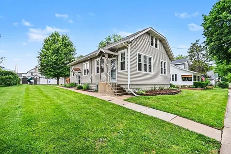 622 Woodward Street Beecher IL 60401