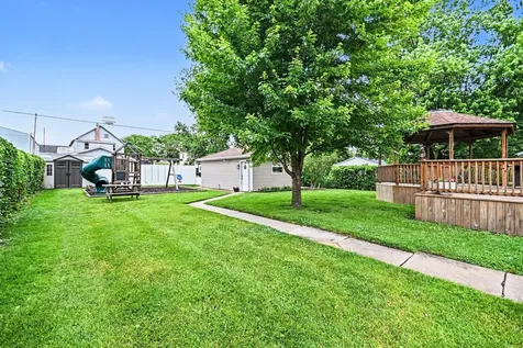 622 Woodward Street Beecher IL 60401