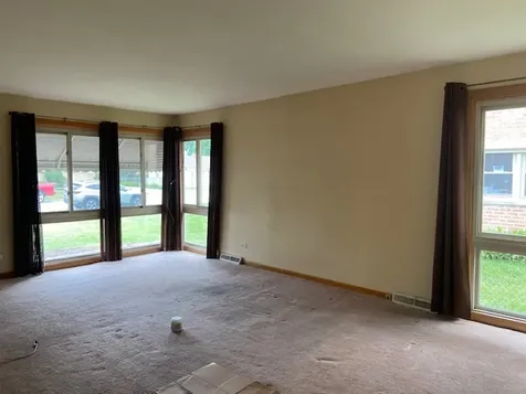 8741 South Washtenaw Avenue Evergreen Park IL 60805