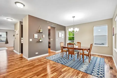 2465 Heron Lane Wauconda IL 60084