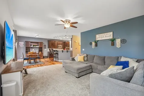 2465 Heron Lane Wauconda IL 60084