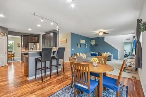 2465 Heron Lane Wauconda IL 60084