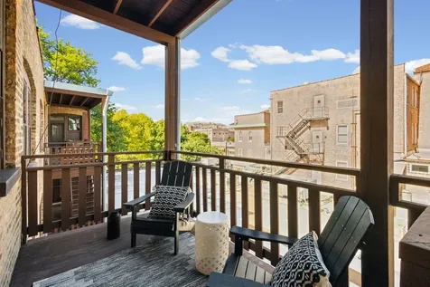 815 Lake Street Oak Park IL 60301