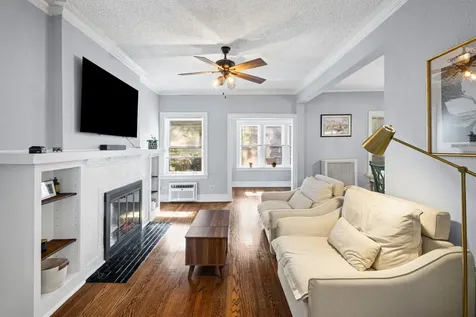 815 Lake Street Oak Park IL 60301
