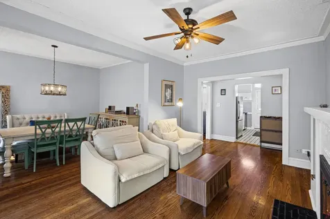 815 Lake Street Oak Park IL 60301