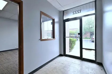 1222 Remington Road Schaumburg IL 60173