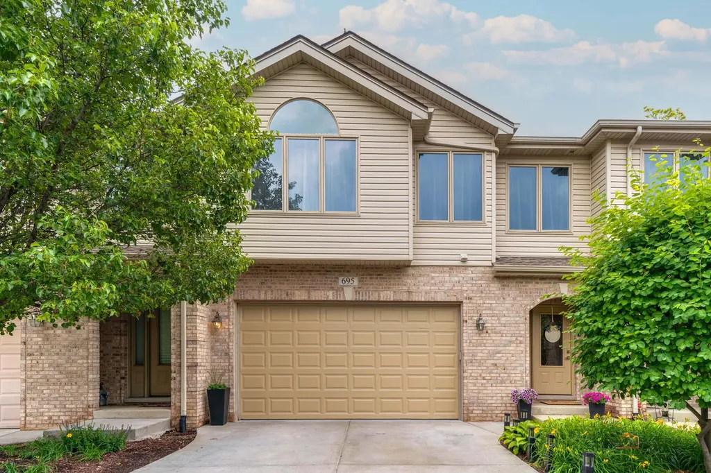 695 East Nerge Road Roselle IL 60172