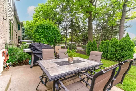 695 East Nerge Road Roselle IL 60172