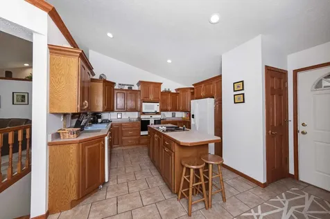 711 Alice Street Minonk IL 61760