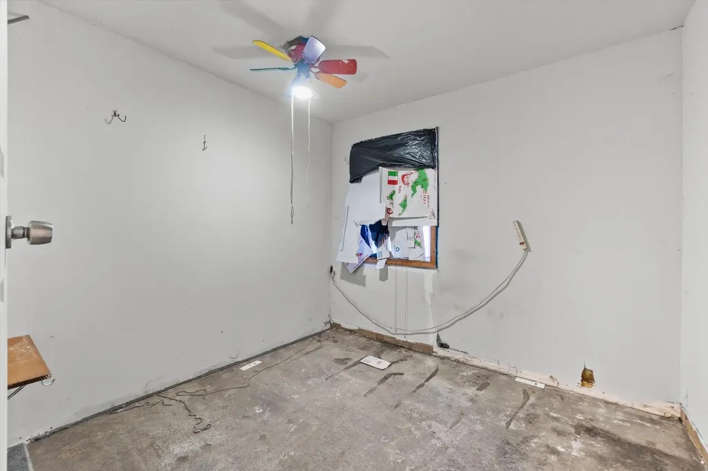 10606 South Torrence Avenue Chicago IL 60617