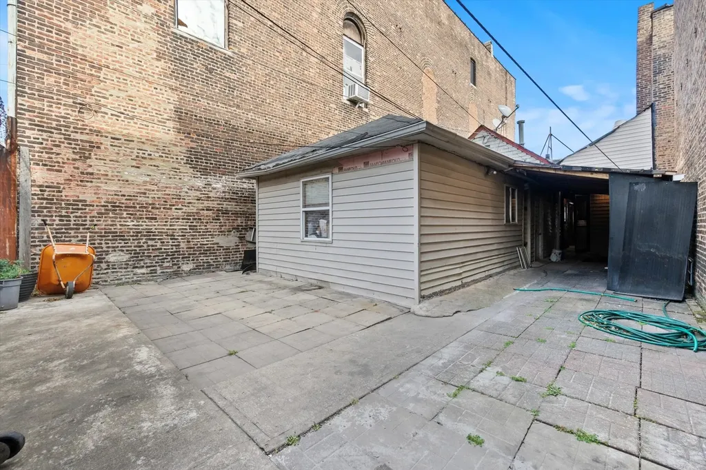 10606 South Torrence Avenue Chicago IL 60617