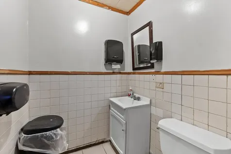 10606 South Torrence Avenue Chicago IL 60617