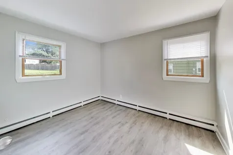 1415 Walnut Drive Woodstock IL 60098