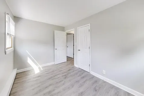 1415 Walnut Drive Woodstock IL 60098