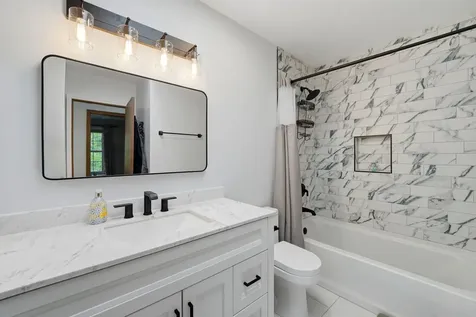 3128 Portland Court Aurora IL 60504