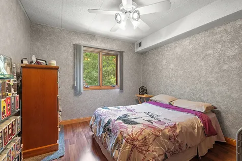 8425 West 95th Street Hickory Hills IL 60457