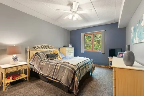 8425 West 95th Street Hickory Hills IL 60457