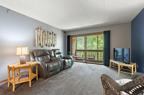 8425 West 95th Street Hickory Hills IL 60457