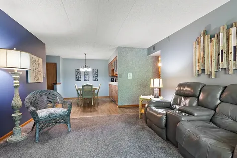 8425 West 95th Street Hickory Hills IL 60457