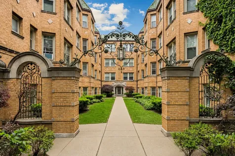 854 Washington Boulevard Oak Park IL 60302
