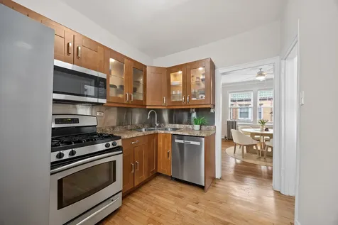 854 Washington Boulevard Oak Park IL 60302