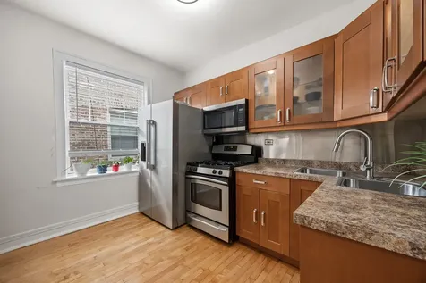 854 Washington Boulevard Oak Park IL 60302