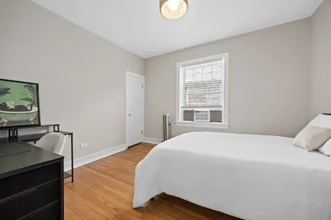 854 Washington Boulevard Oak Park IL 60302
