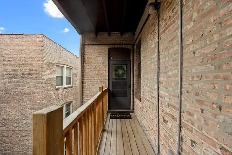 854 Washington Boulevard Oak Park IL 60302