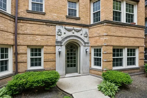 854 Washington Boulevard Oak Park IL 60302